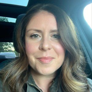 Meet your Posher, Catherine